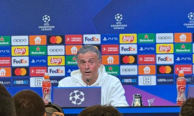 展示了布朗 展示了布朗