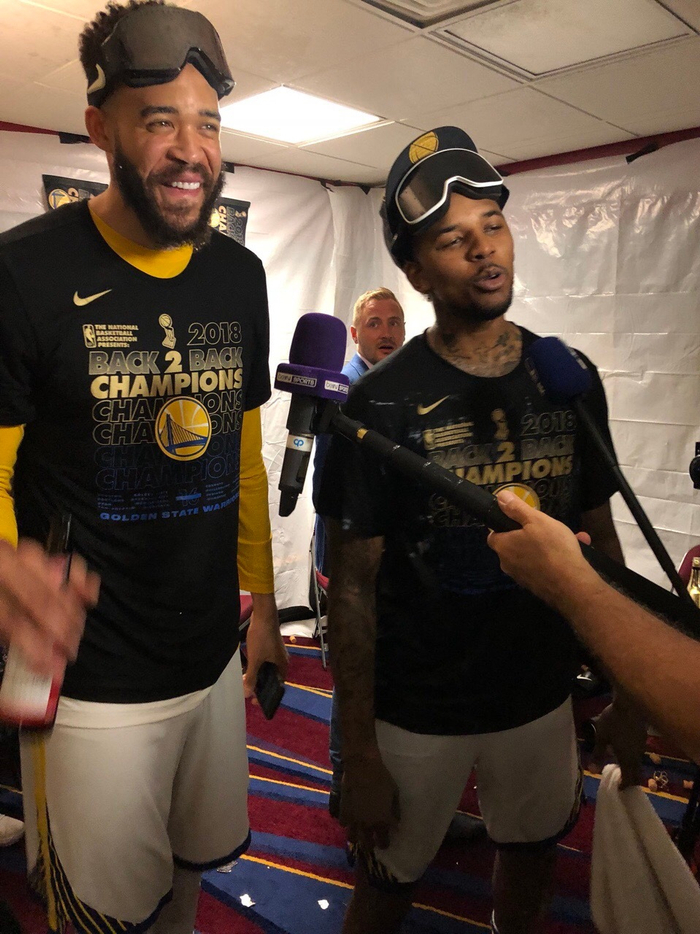 过透明的合 过透明的合